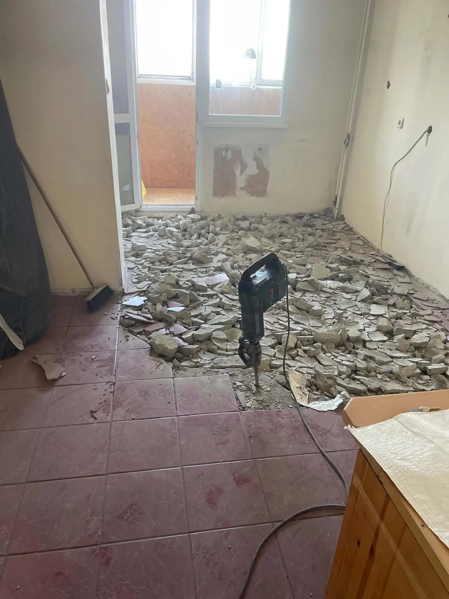 Бордърлайн ЕООД
