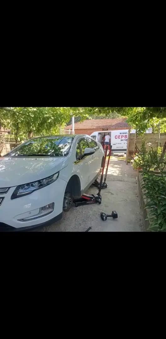 АВ МОБИЛЕН СЕРВИЗ ЗА ГУМИ \\ AV MOBILE TYRE SERVICE