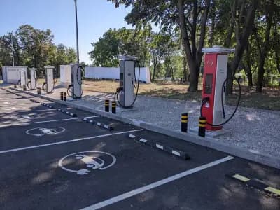 Станция за зареждане Fines