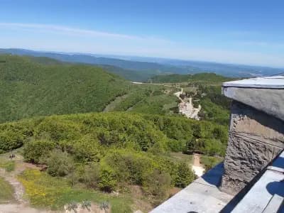 Паметникът на свободата на връх Шипка