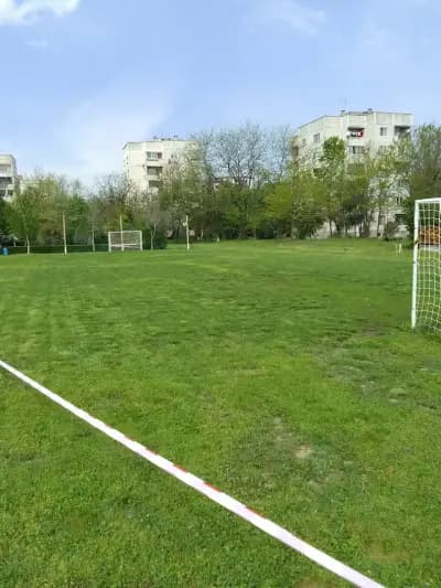 Игрище футболно