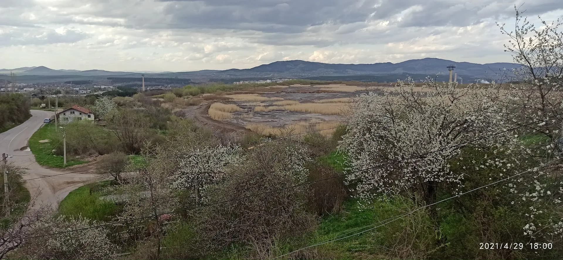 Футболно игрище "Калкас"