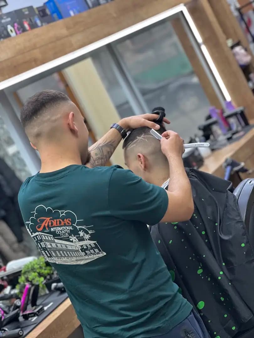 Barber shop G-cutz