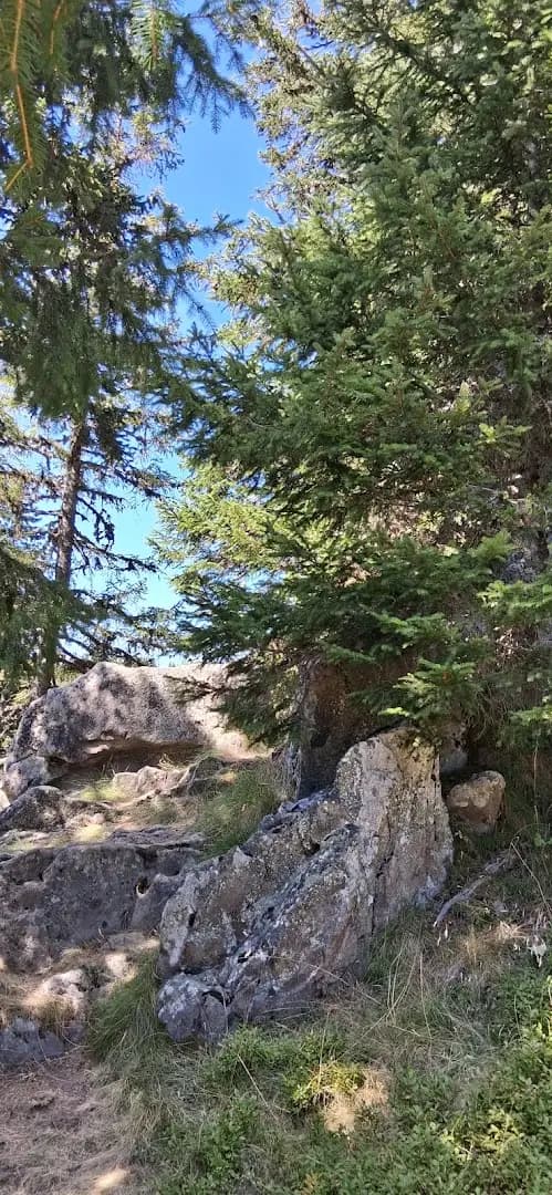 Snezhanka Rocks