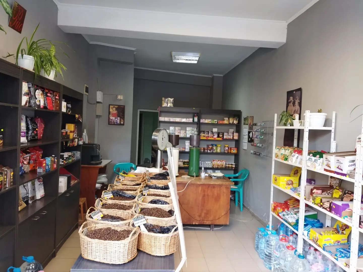 Магазин за Кафе Рио (Rio Coffee Shop)
