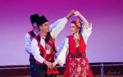 Фолклорен танцов ансамбъл СИВЕК