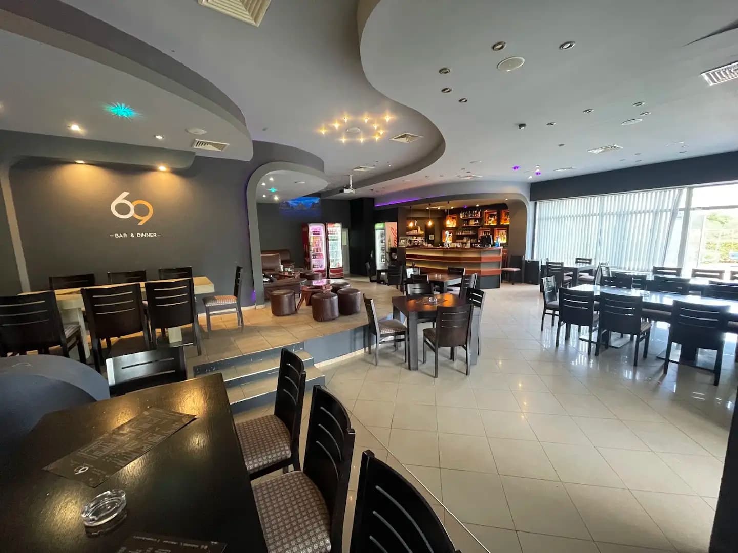 69 Bar & Dinner