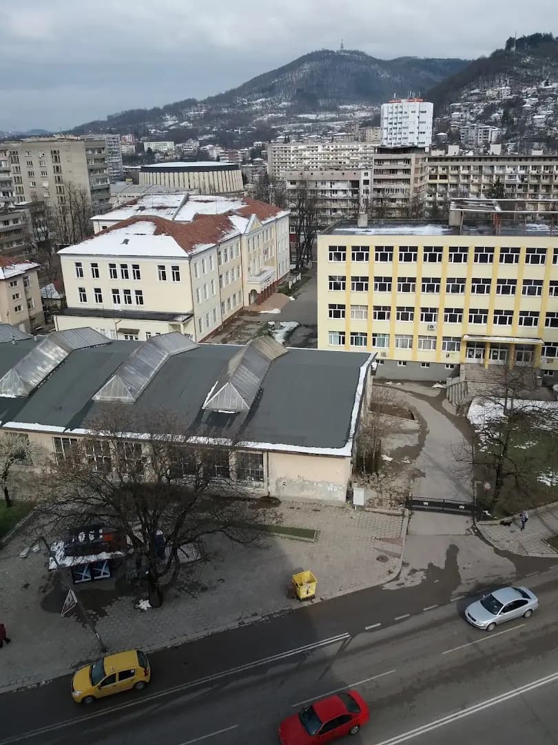 Техническа Гимназия Никола Василиади Габрово