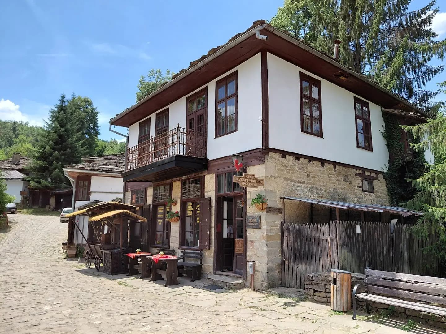 Къща за гости „Хаджи Велинов хан“