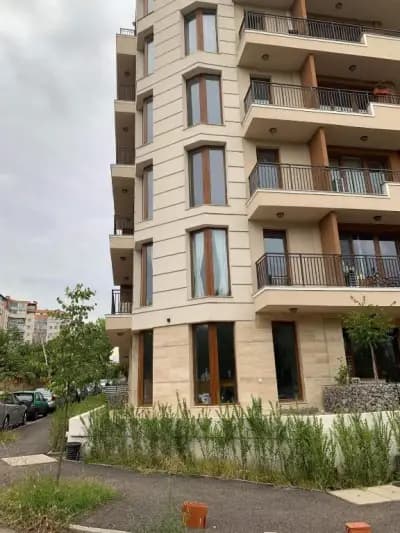 Azurro Residence