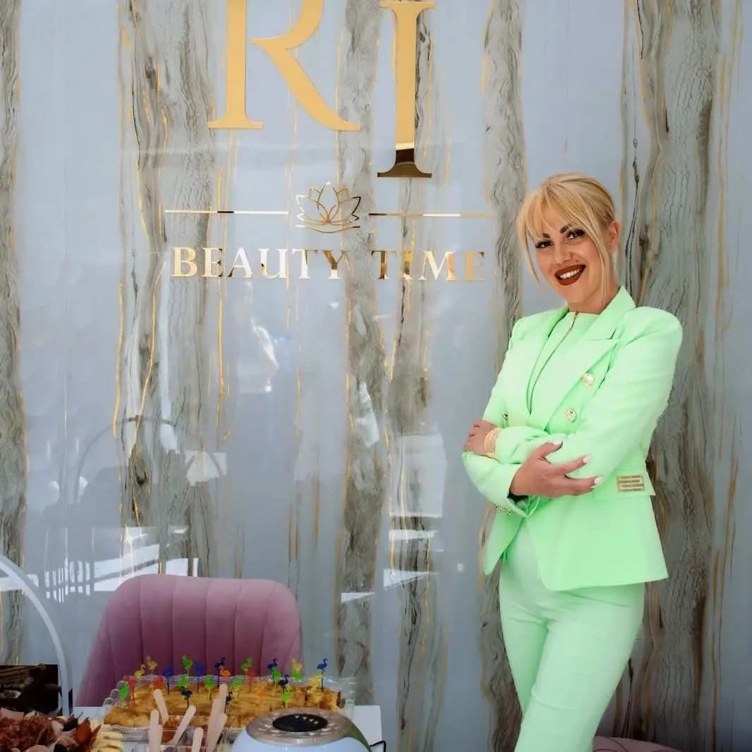 RI beauty studio