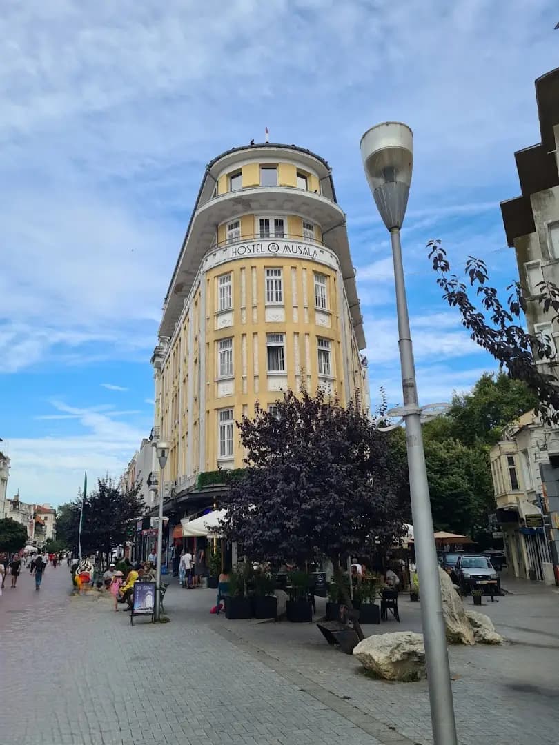 Адвокатска кантора "Киркоров и Демирева"