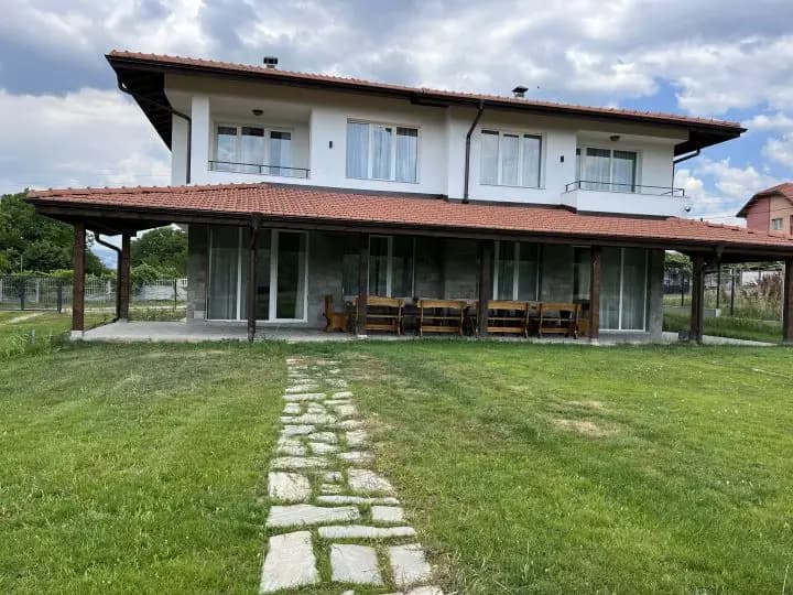 Къщи за гости Велика