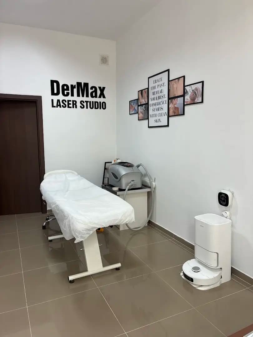 Dermax Laser Studio