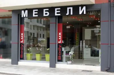 кухни по поръчка от БОДИЛУКС