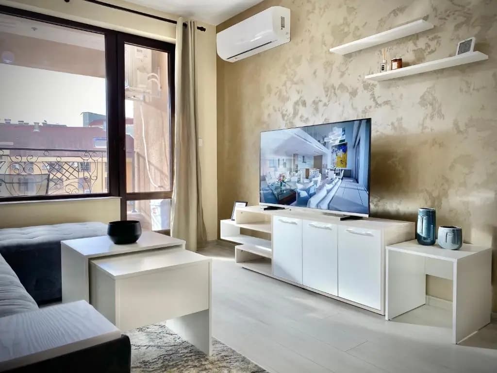Beautiful & Comfy Apartment for 4 Guest and Free Parking