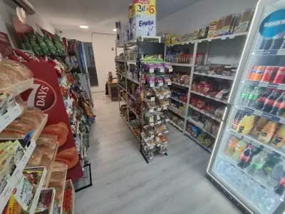 Магазин за хранителни стоки Кобурови и Син