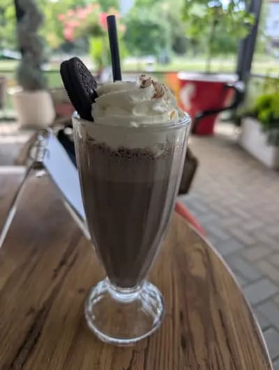 Кафе Бри