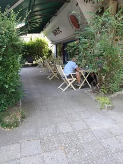 Figen cafe.