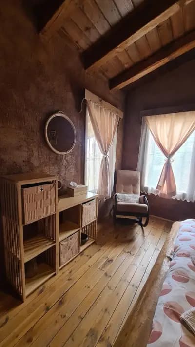 Панорама хаус Лещен и еко къщи Дървена и Землянка