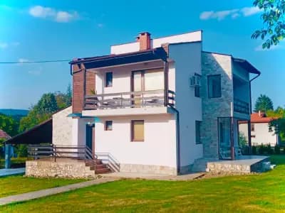 Guest House Gergini - Вила Гергини