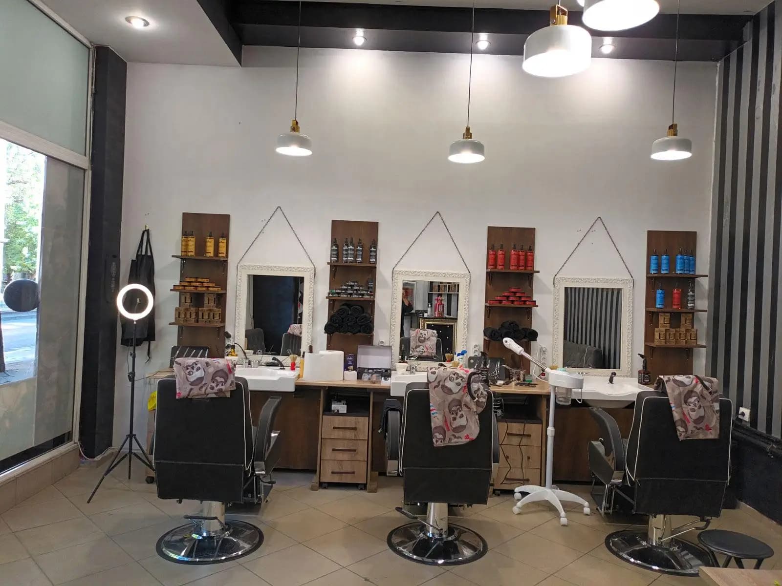 Barber Shop Magic Fingers
