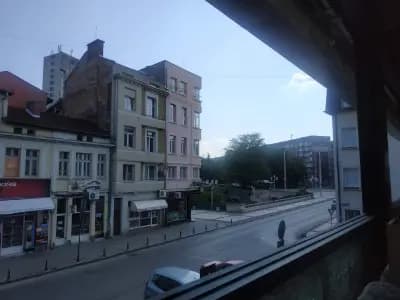 MODA BAR