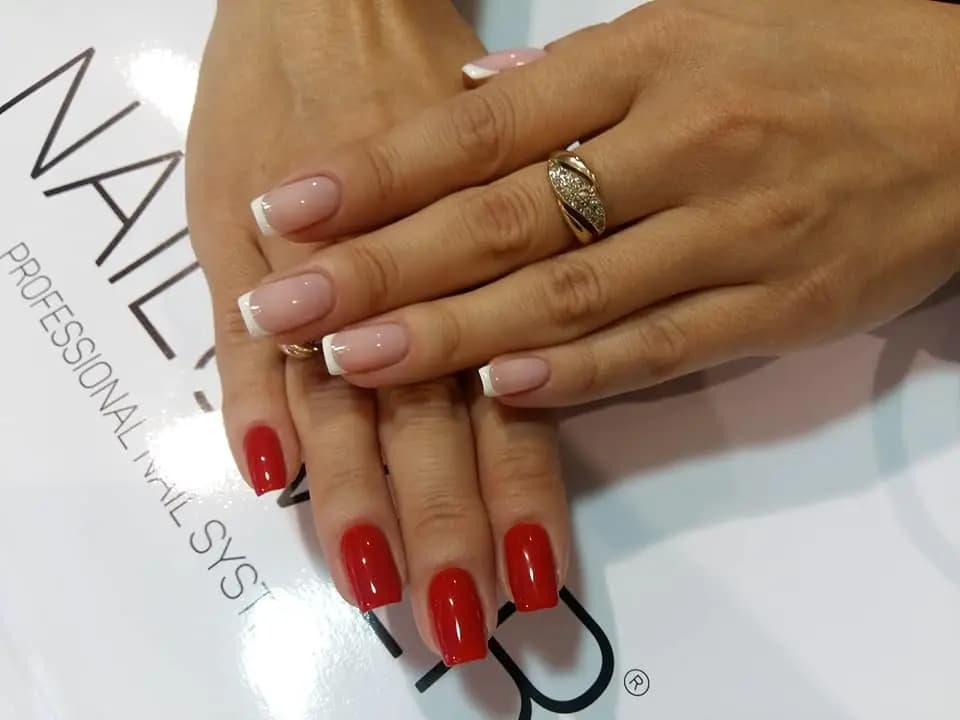 Irina Karaustova Nails - Маникюр • Педикюр • Обучения • Курсове