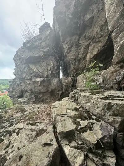 Очната скала