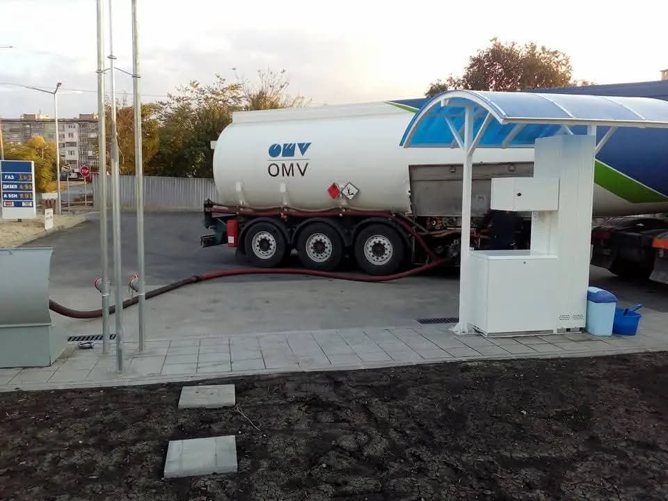 Бензино-газстанция ГИВ ГАЗ ООД