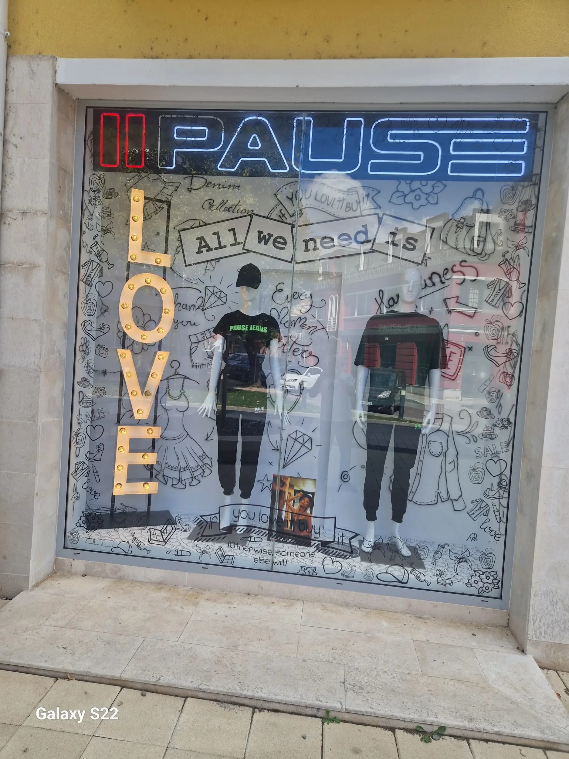PAUSE JEANS Свиленград