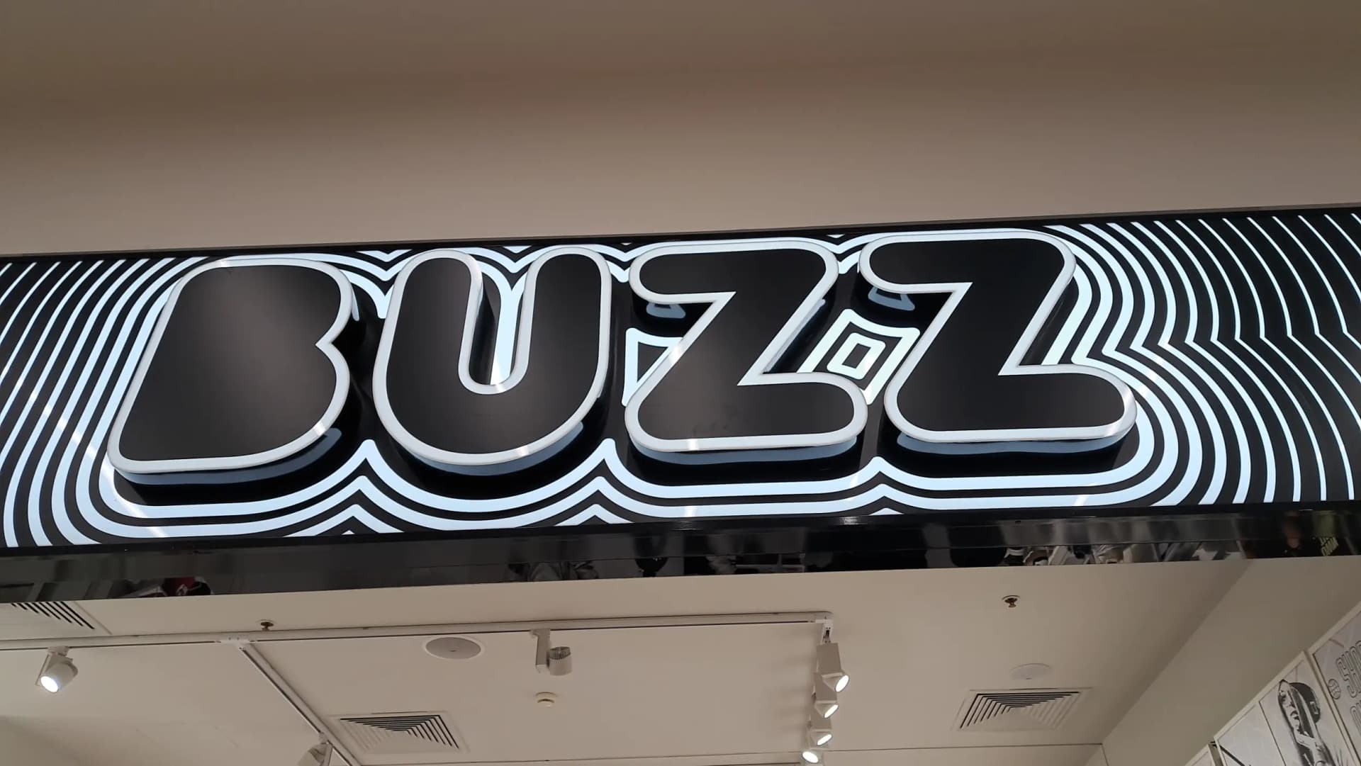 BUZZ
