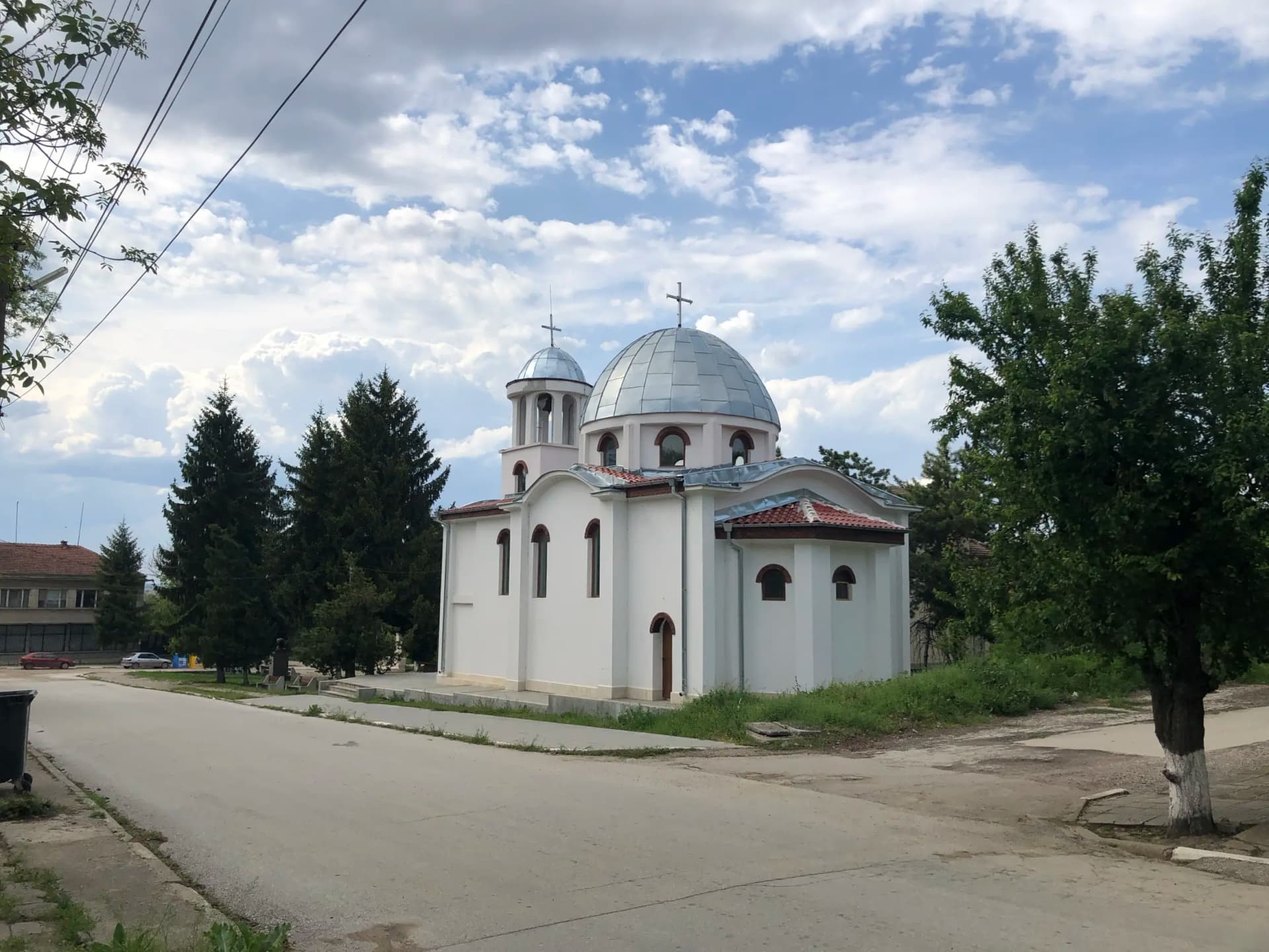 Църква „Св. Св. Петър и Павел“
