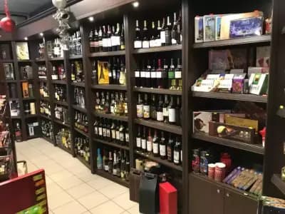 Spirits&liquor store St.Nicholas"