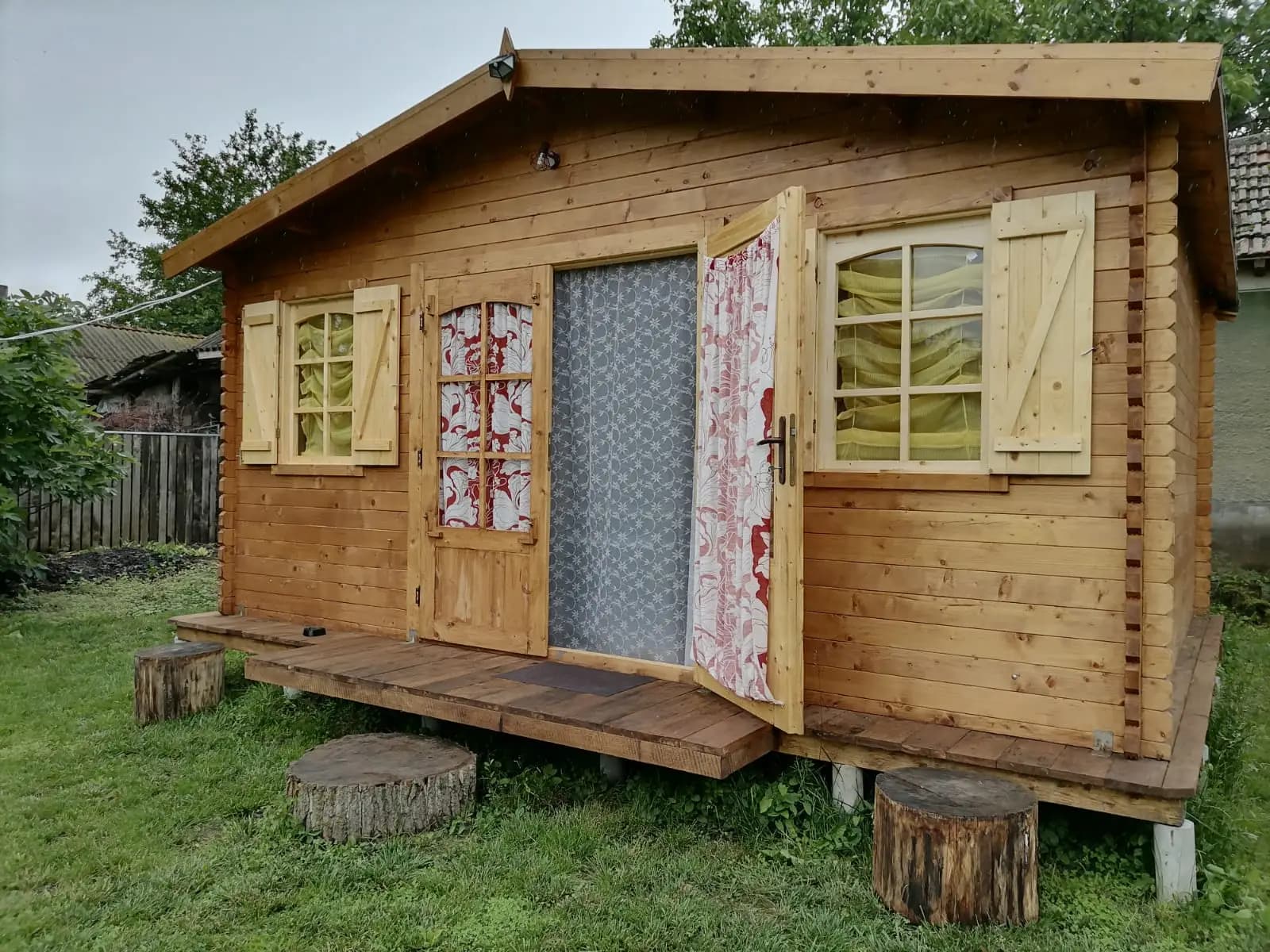 Edelweiss guesthouse, glamping and camping