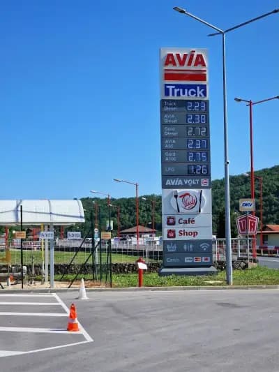 Avia