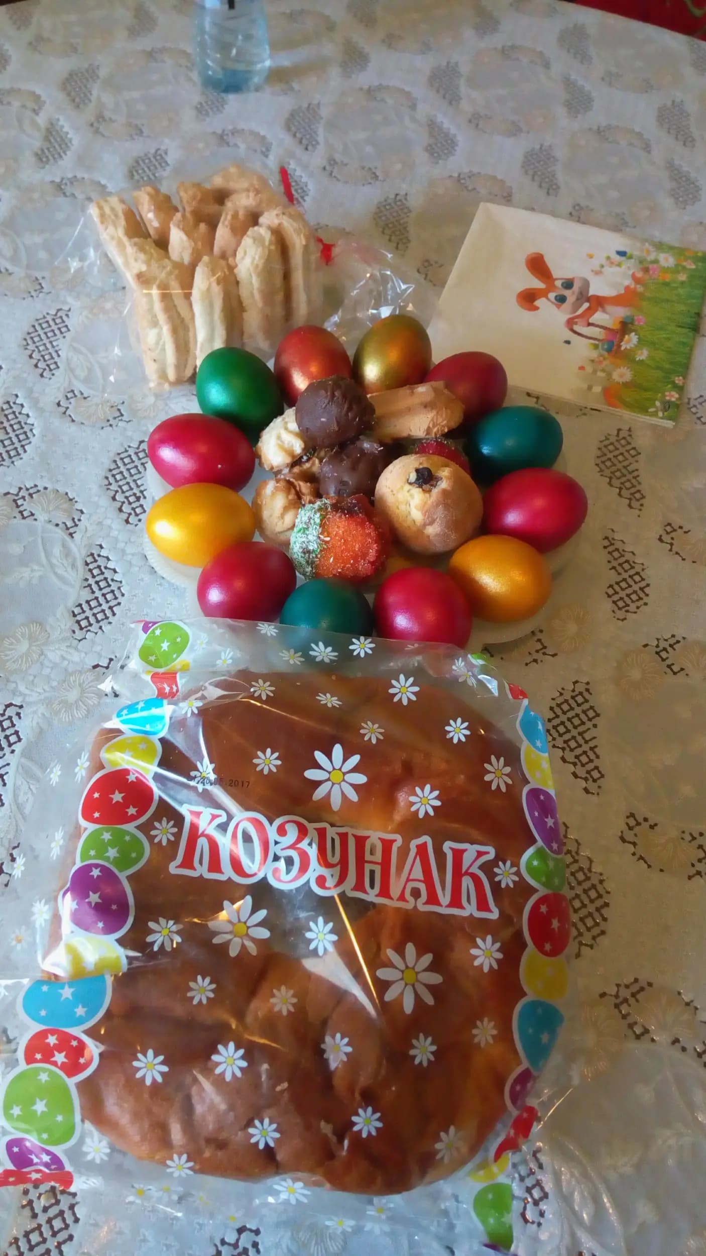 Тони