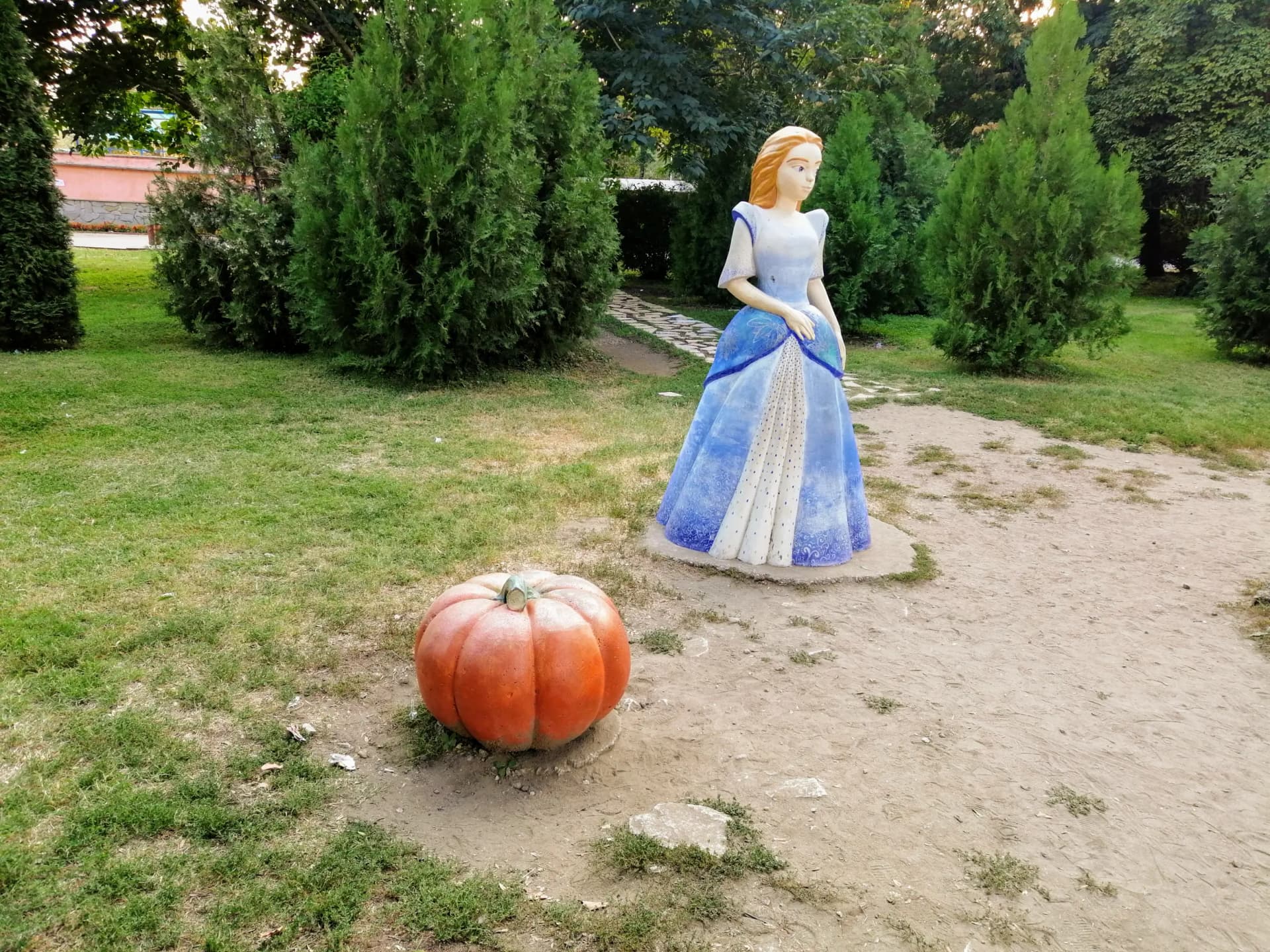 Алея на приказките