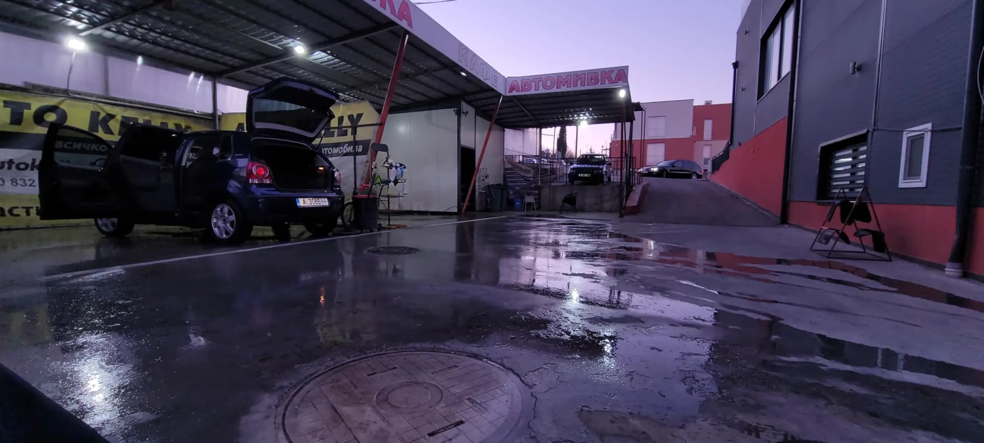 Автомивка и кафе SHINE