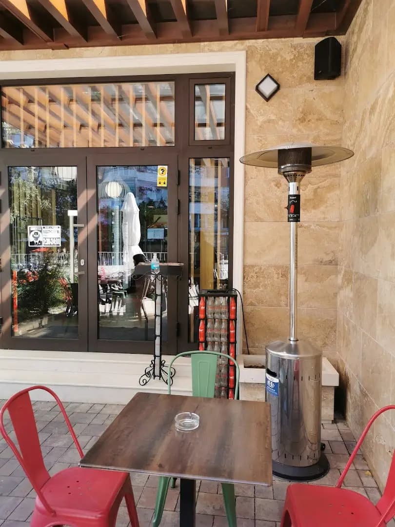Omerta Bar & Pizza