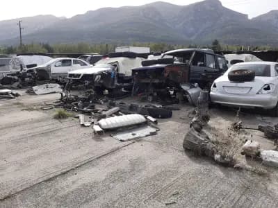 Склад за авточасти втора употреба