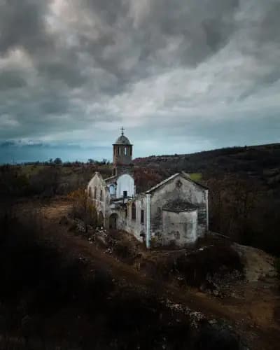 Храм "Св. Неделя"