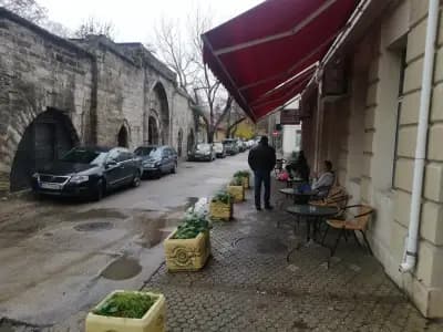 Coffee, cigarettes and alcohol/кафе, цигари и алкохол "5 Кинта/5 Bucks"