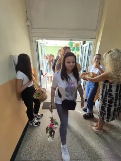 ТЕХНОЛОГИЧНА ПРОФЕСИОНАЛНА ГИМНАЗИЯ МАРИЯ КЮРИ