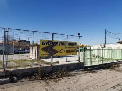 Бусове под наем C-Rent