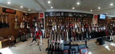 YAMAHA Music store / Музикален магазин