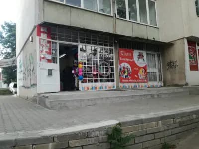 Книжарница Първолаче