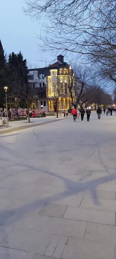Лайф кафе
