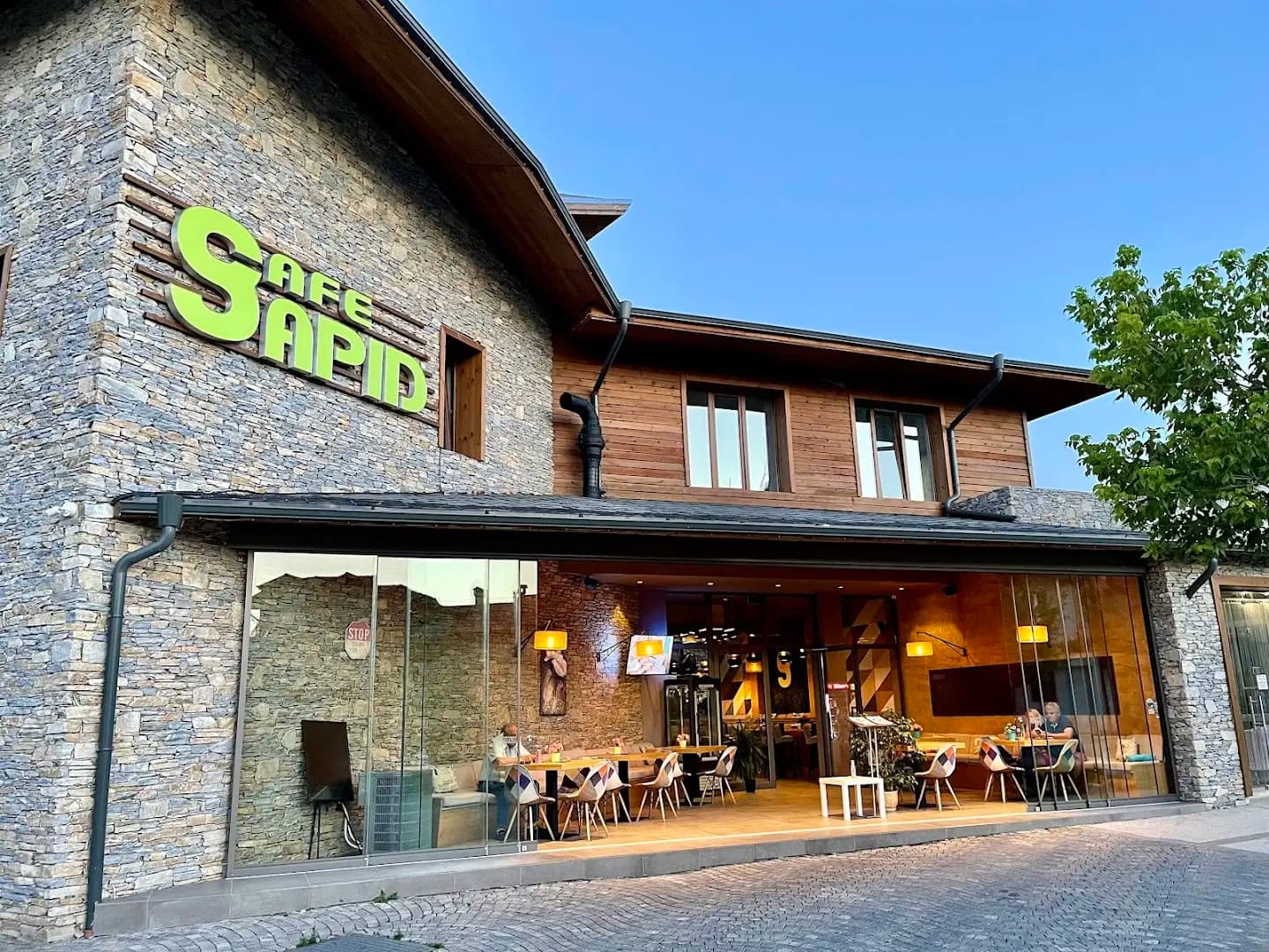Sapid Cafe