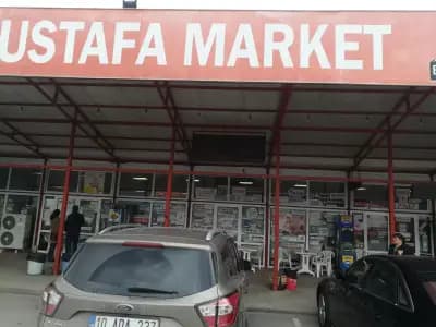 Mustafa market